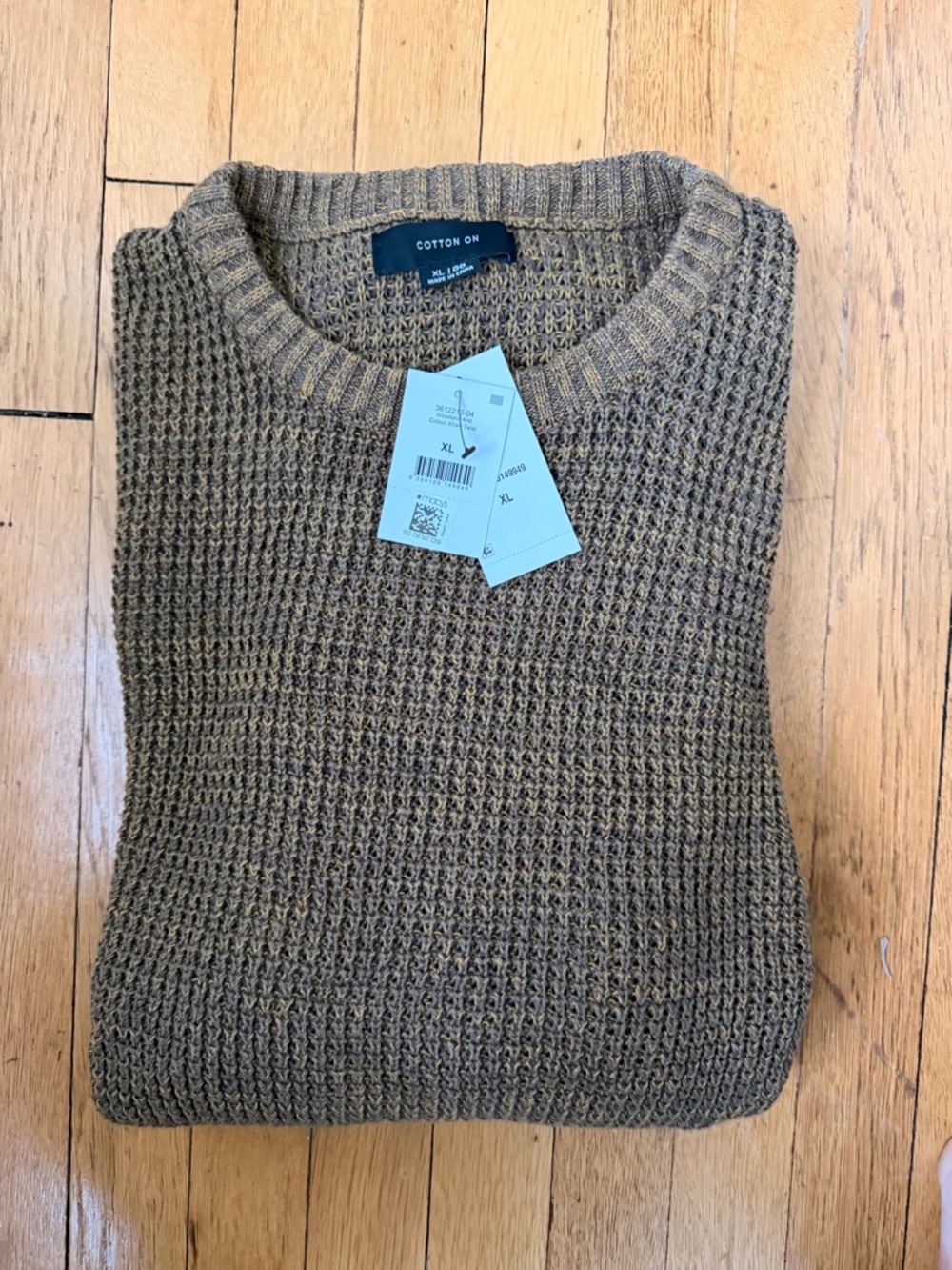 NWT Cotton On Men’s Olive Crewneck Knit Sweater